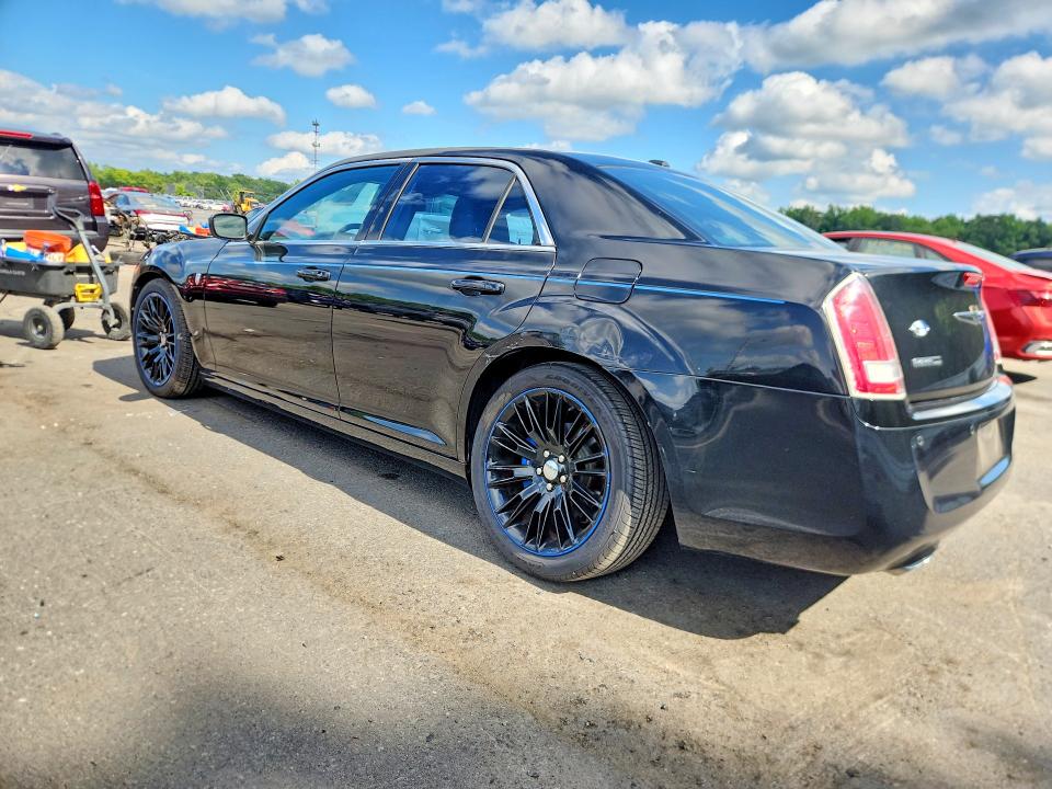 Photo 2 from auction – 2012 CHRYSLER 300 with VIN 2C3CCADT2CH315675
