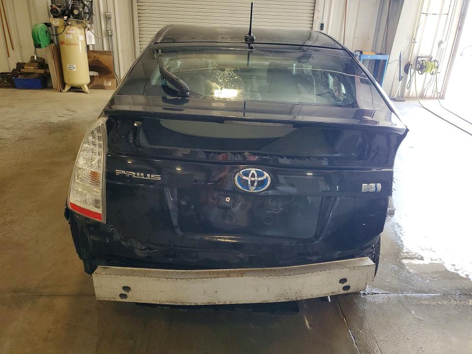 Photo 6 from auction – 2011 TOYOTA PRIUS with VIN JTDKN3DU5B1441998