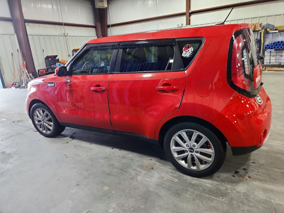 Снимка 2 от търг – 2017 KIA SOUL с VIN KNDJP3A57H7484361