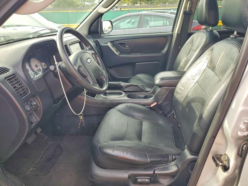Photo 7 from auction – 2006 FORD ESCAPE with VIN 1FMYU94166KA97759
