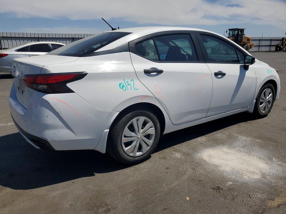Photo 3 from auction – 2021 NISSAN VERSA with VIN 3N1CN8DV2ML910621