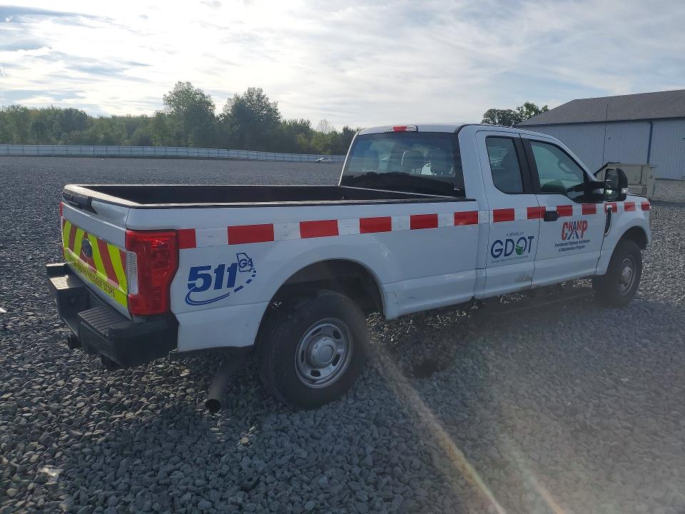 Photo 3 from auction – 2019 FORD F250 with VIN 1FT7X2A67KEF83732