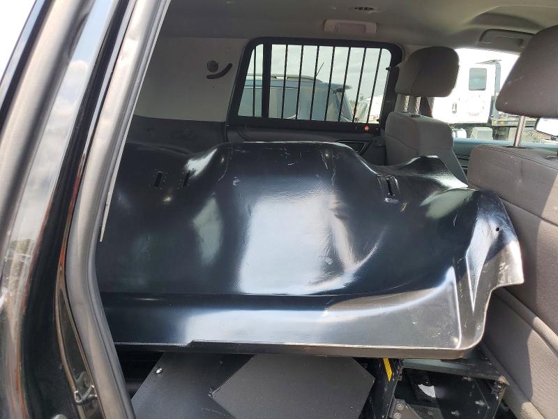 Photo 11 from auction – 2017 CHEVROLET TAHOE with VIN 1GNSKDEC1HR238161