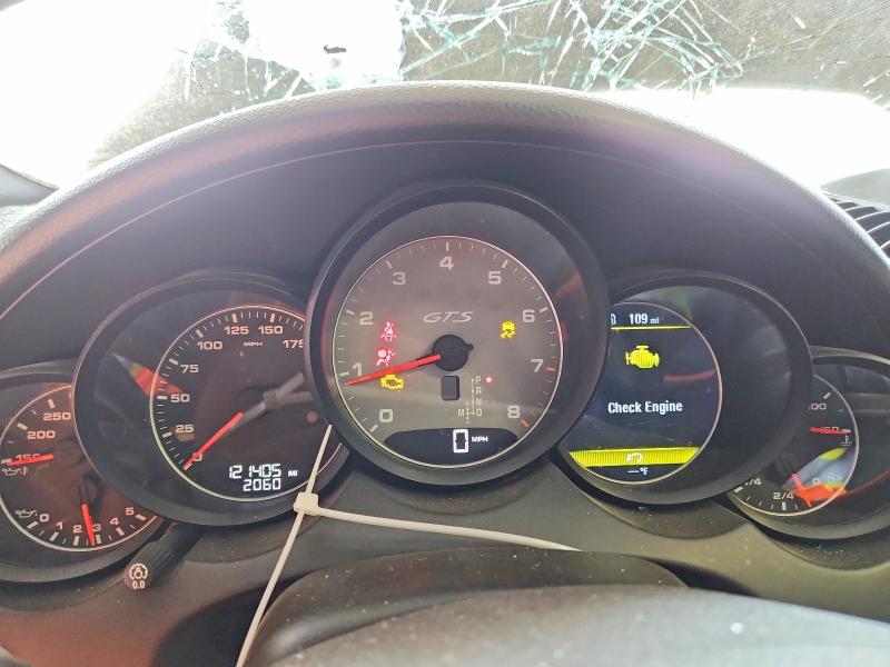 Photo 9 from auction – 2013 PORSCHE CAYENNE with VIN WP1AD2A22DLA79193