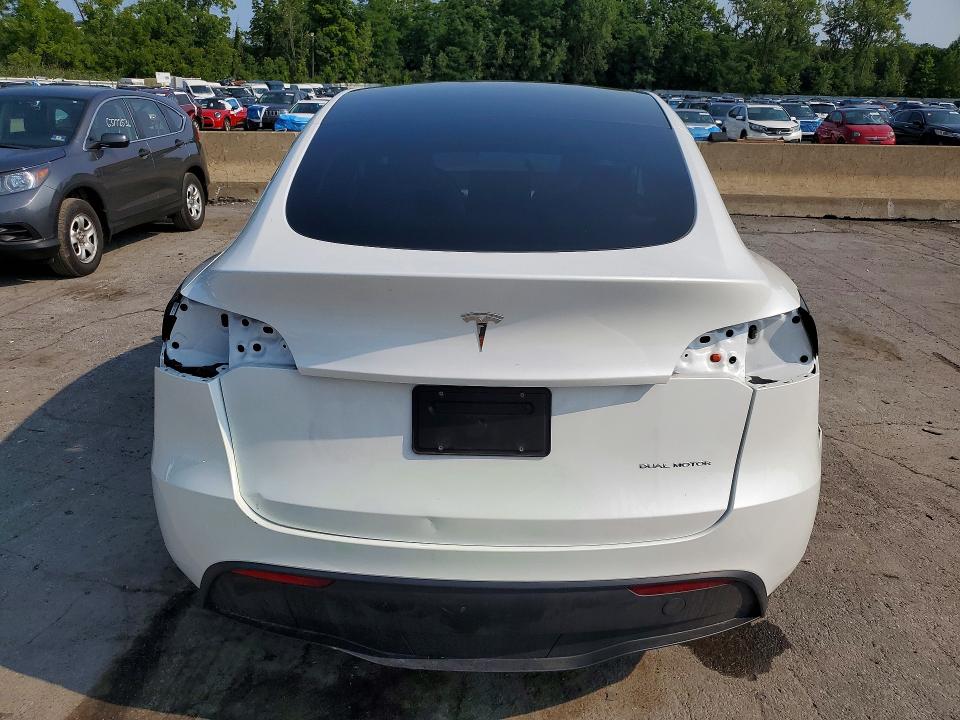 Photo 6 from auction – 2024 TESLA MODEL Y with VIN 7SAYGDEE3RF168310