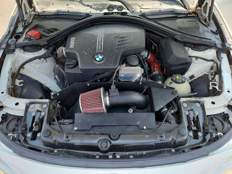 Photo 11 from auction – 2016 BMW 328 with VIN WBA8E9G50GNT44450