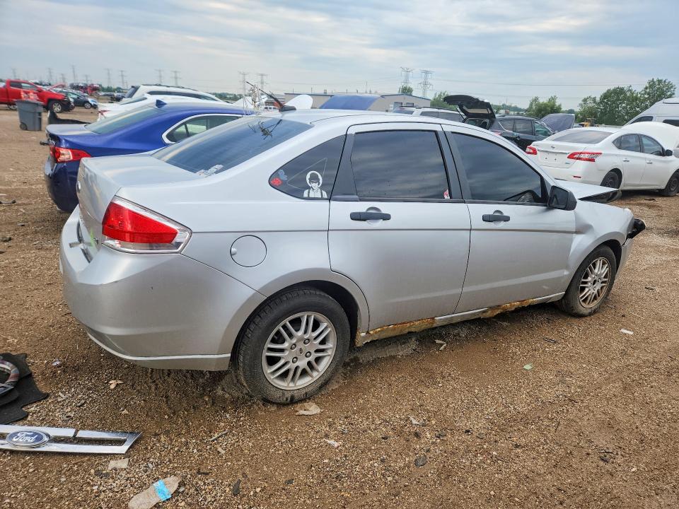 Снимка 3 от търг – 2010 FORD FOCUS с VIN 1FAHP3FN8AW192548