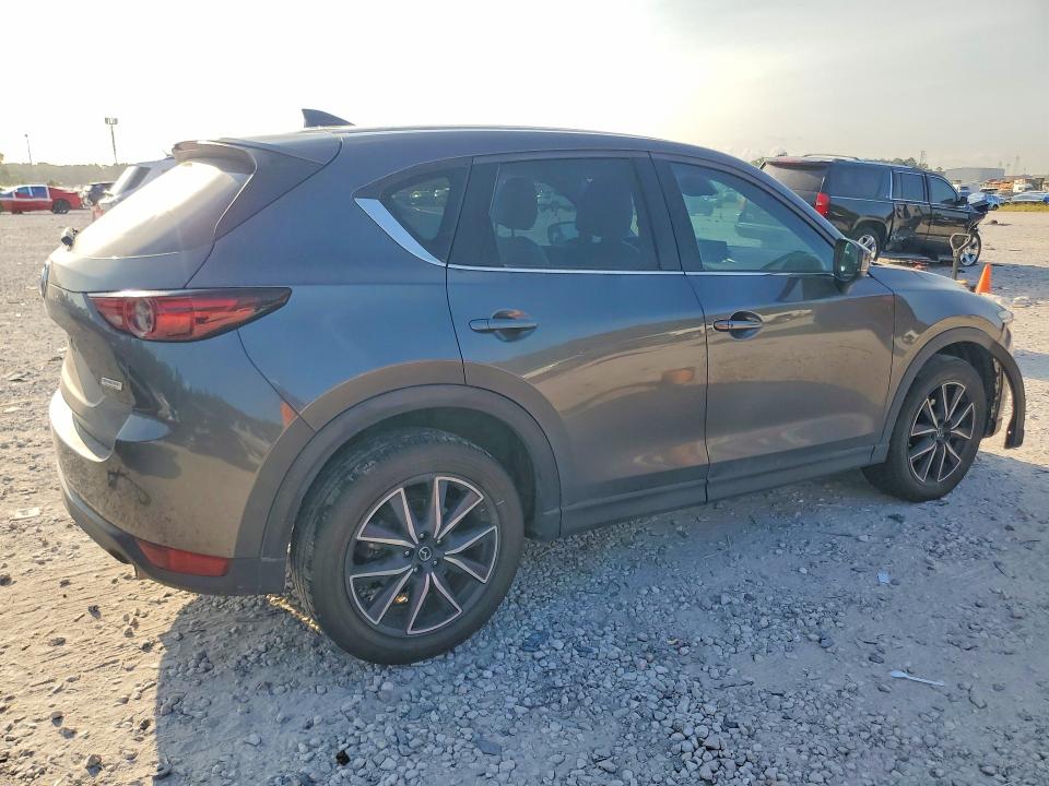Photo 3 from auction – 2017 MAZDA CX-5 with VIN JM3KFADL9H0190188