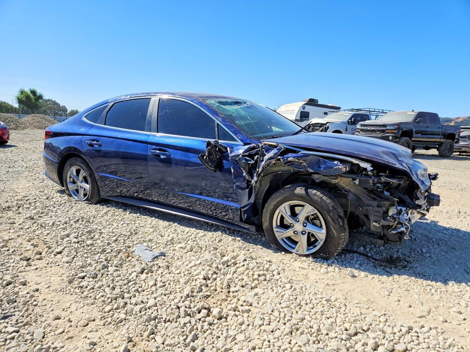 Photo 4 from auction – 2021 HYUNDAI SONATA with VIN 5NPEG4JA3MH074215