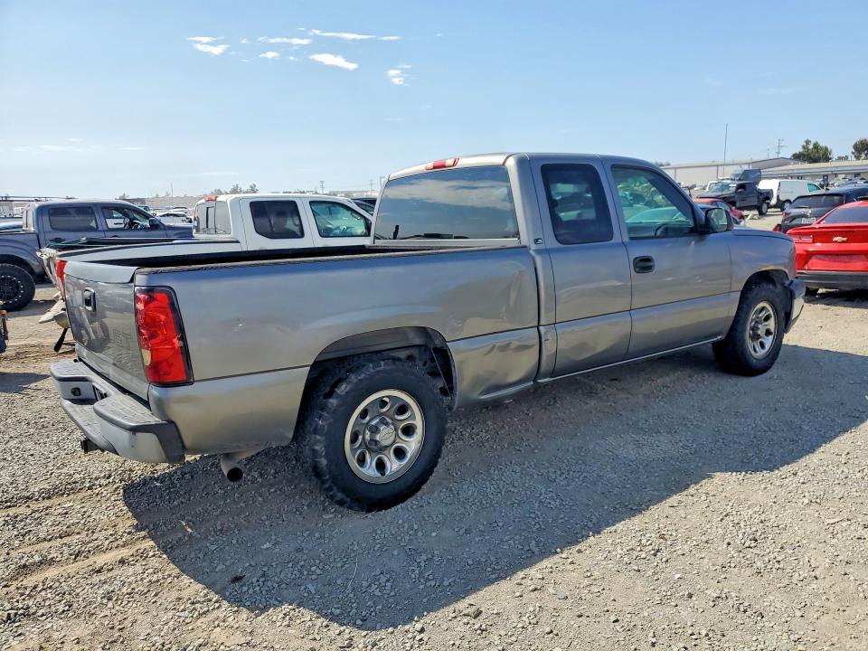 Photo 3 from auction – 2006 CHEVROLET SILVERADO with VIN 1GCEC19X86Z227508