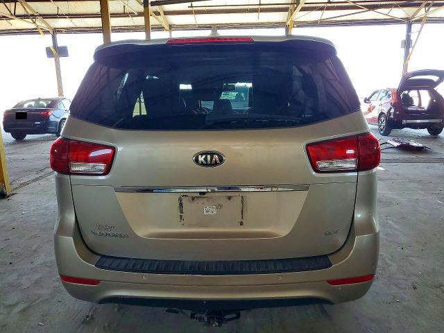 Photo 6 from auction – 2015 KIA SEDONA with VIN KNDMC5C13F6049810