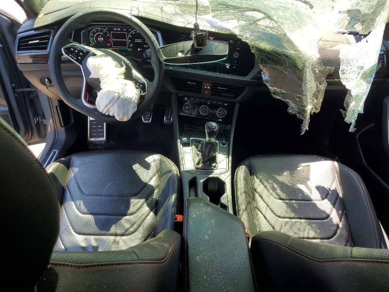 Photo 8 from auction – 2022 VOLKSWAGEN JETTA with VIN 3VW1T7BU5NM017172