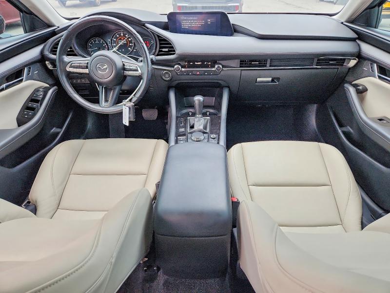 Снимка 8 от търг – 2022 MAZDA 3 с VIN JM1BPBAY1N1502943
