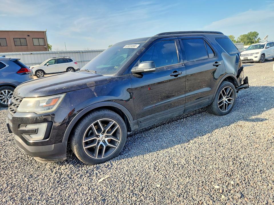 FORD EXPLORER 2016 with VIN 1FM5K8GT1GGC04267 - Photo from auction