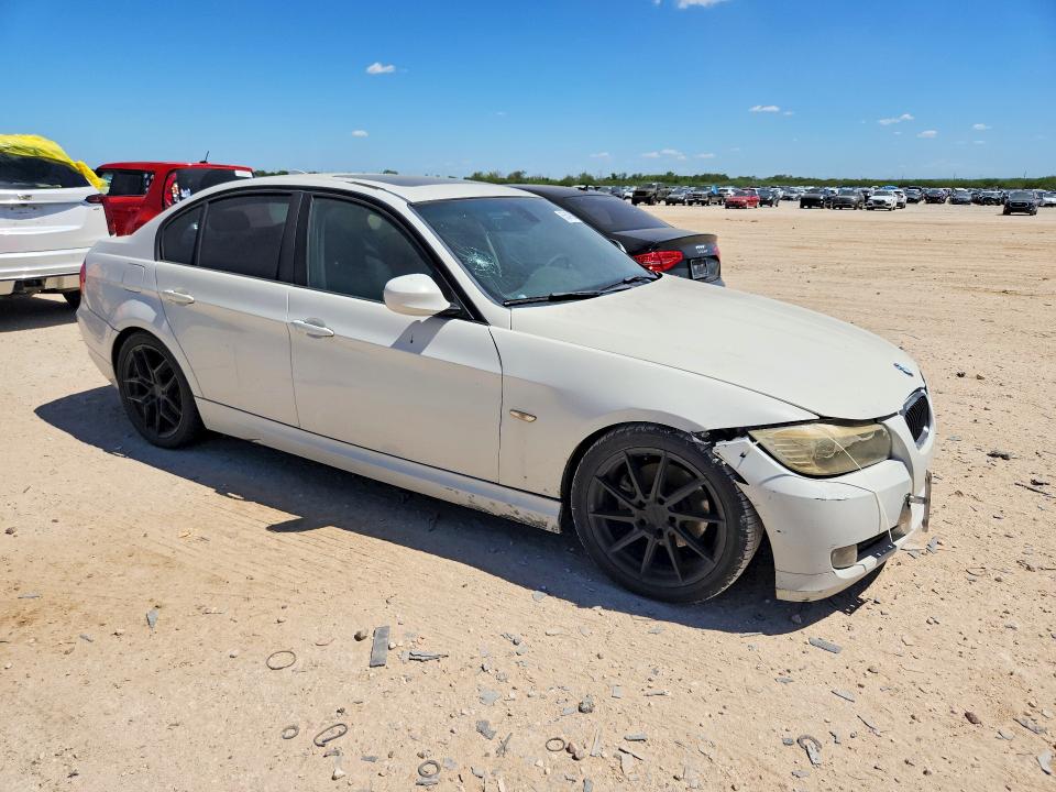 Photo 4 from auction – 2011 BMW 328 with VIN WBAPH7G57BNN07532