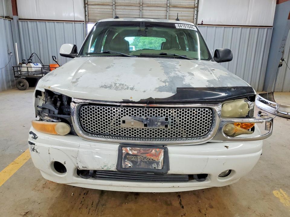 Photo 5 from auction – 2003 GMC YUKON with VIN 1GKEK63U83J125056
