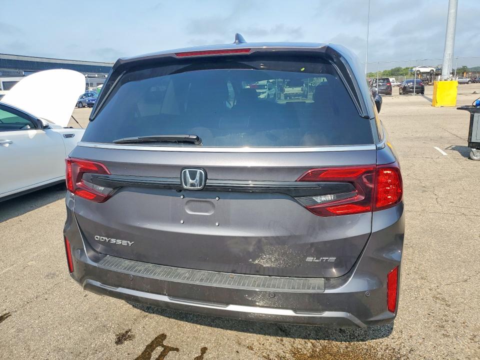 Photo 6 from auction – 2025 HONDA ODYSSEY with VIN 5FNRL6H99SB041901
