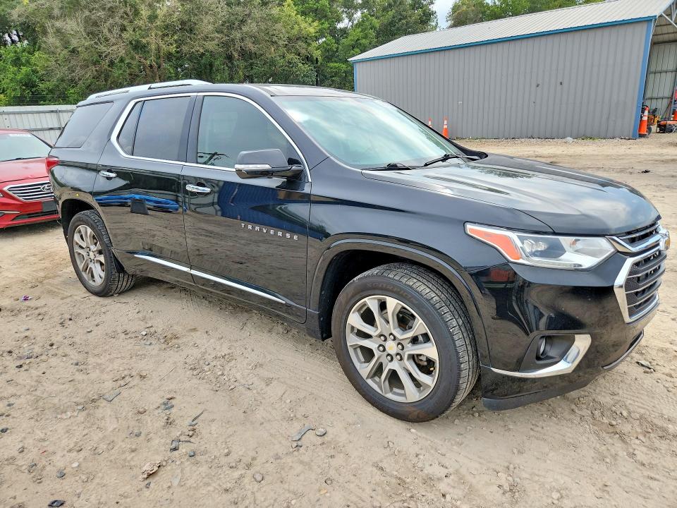 Photo 4 from auction – 2019 CHEVROLET TRAVERSE with VIN 1GNERKKW8KJ248526