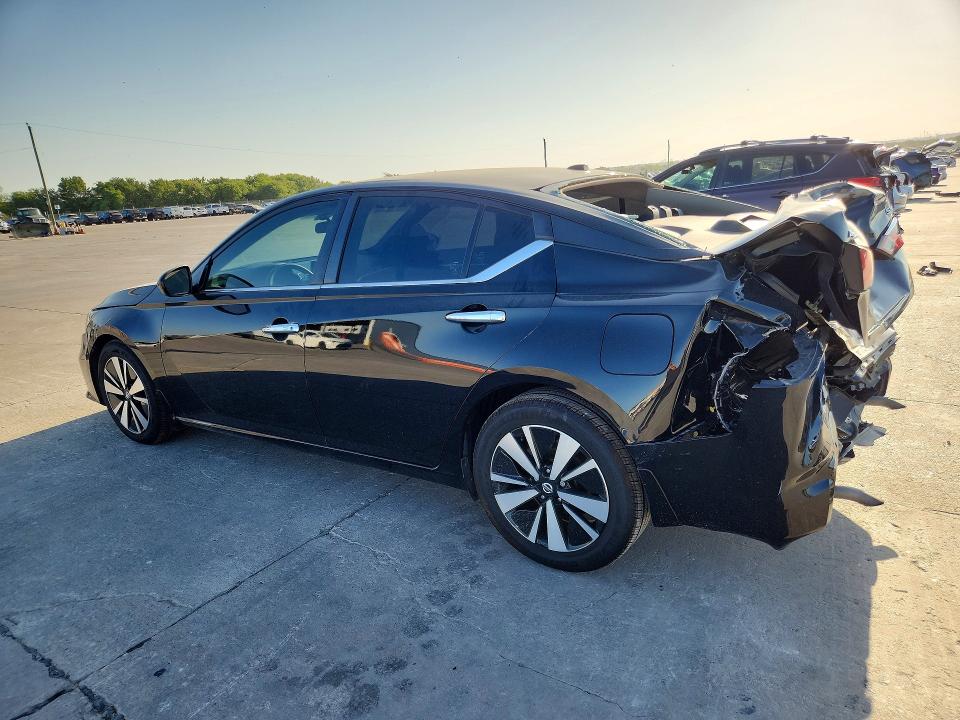 Photo 2 from auction – 2022 NISSAN ALTIMA with VIN 1N4BL4DV0NN412660