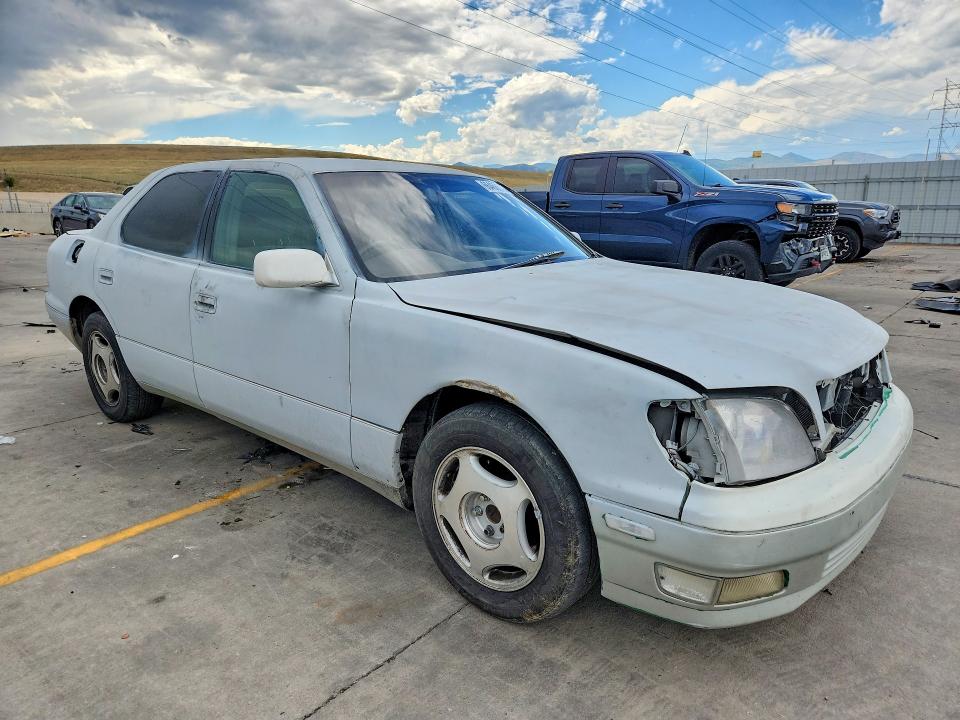 Photo 4 from auction – 1997 TOYOTA CELSIOR with VIN UCF200101128