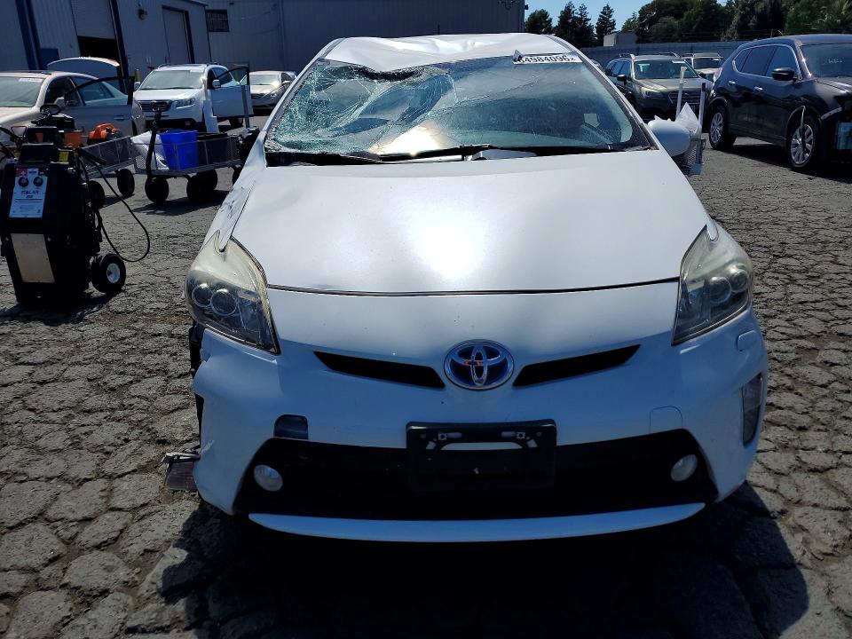 Photo 5 from auction – 2015 TOYOTA PRIUS with VIN JTDKN3DU3F1891719