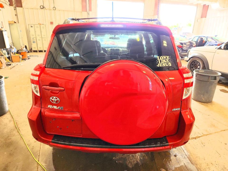 Photo 6 from auction – 2012 TOYOTA RAV4 with VIN 2T3BF4DV2CW219627