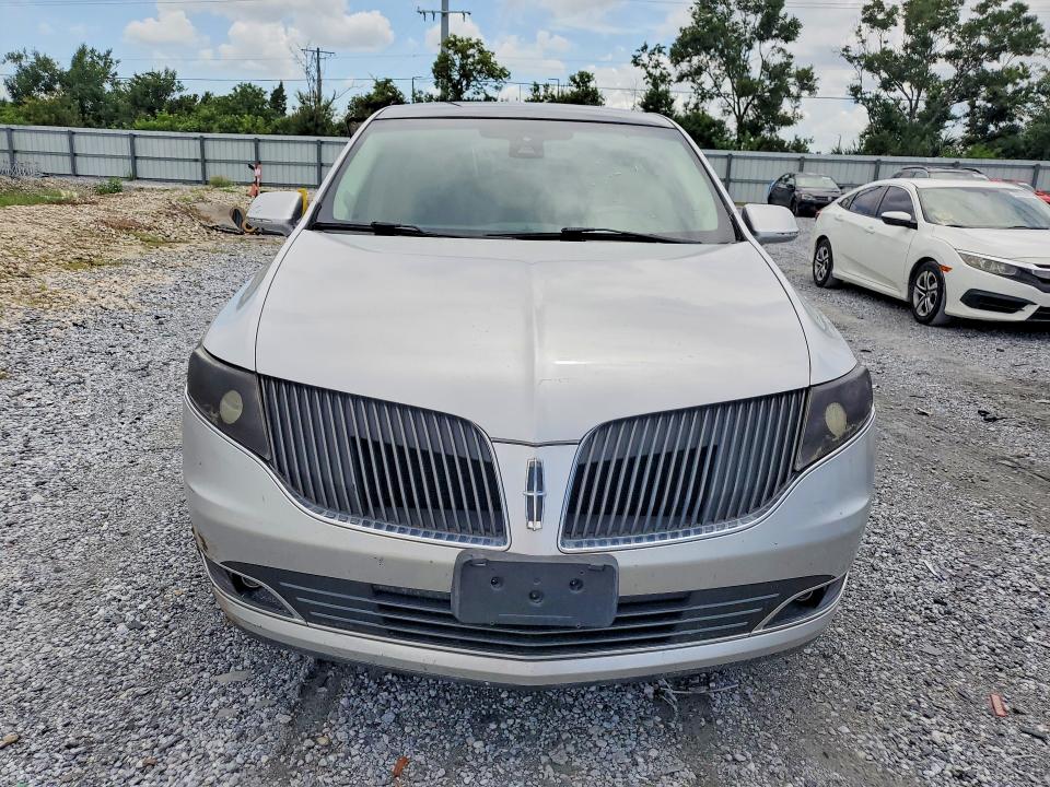 Photo 5 from auction – 2013 LINCOLN MKT with VIN 2LMHJ5FK6DBL56298
