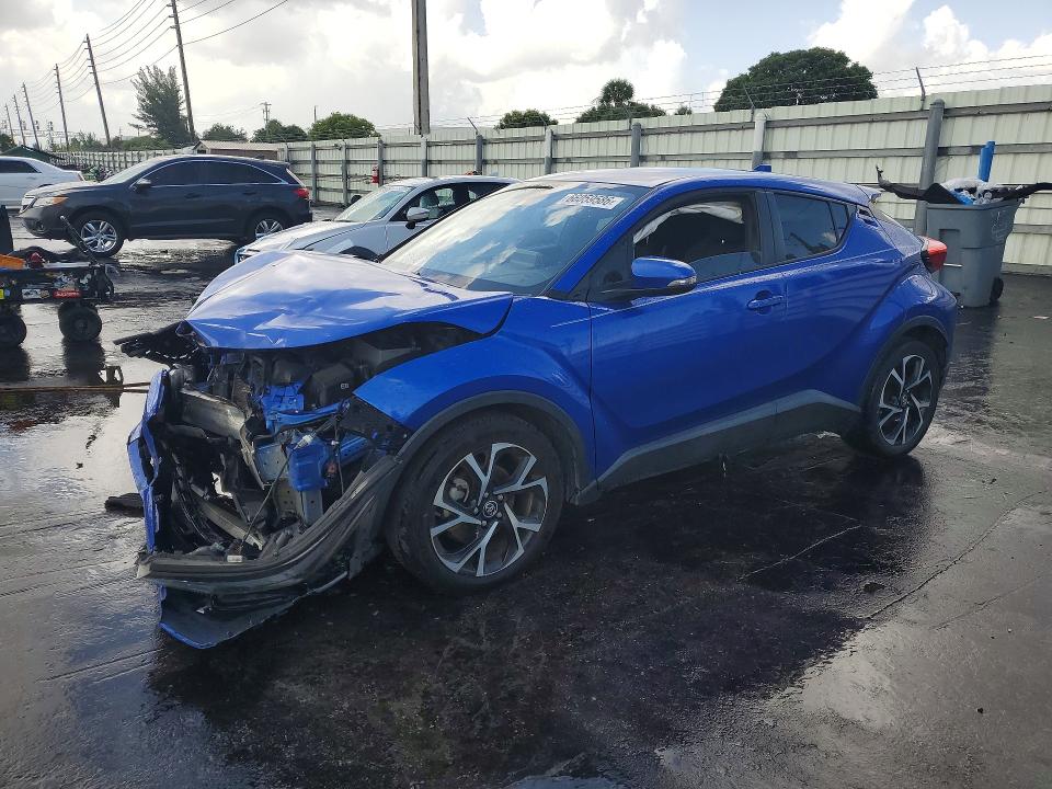 TOYOTA C-HR 2019 with VIN NMTKHMBX5KR070336 - Photo from auction