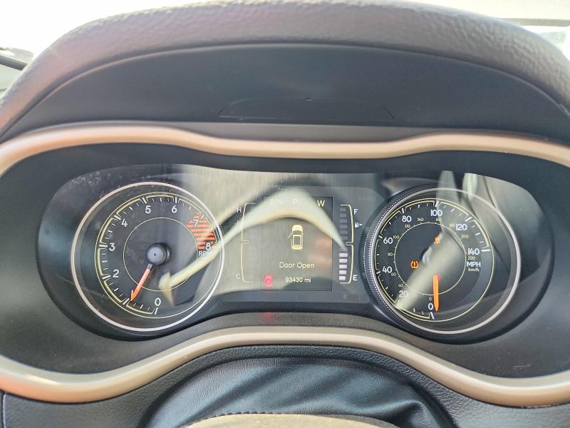 Photo 9 from auction – 2017 JEEP CHEROKEE with VIN 1C4PJMCS6HW532717