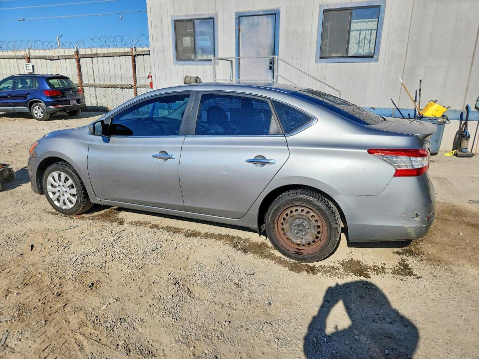 Photo 2 from auction – 2014 NISSAN SENTRA with VIN 3N1AB7AP4EY244026