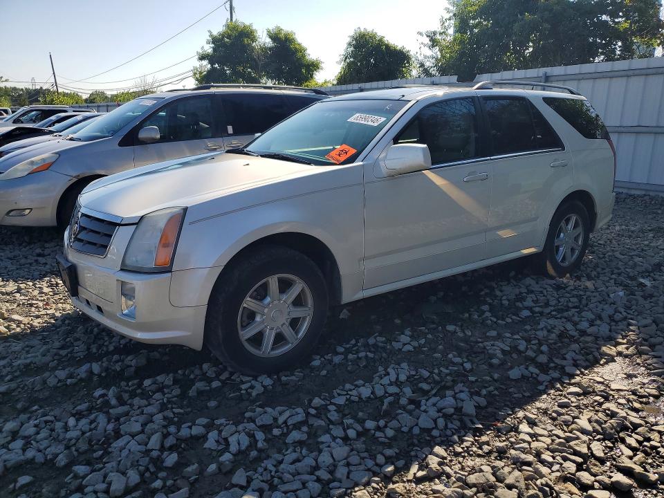 CADILLAC SRX 2005 with VIN 1GYEE637350172656 - Photo from auction