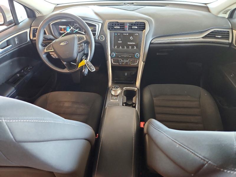 Photo 8 from auction – 2017 FORD FUSION with VIN 3FA6P0HD0HR275737