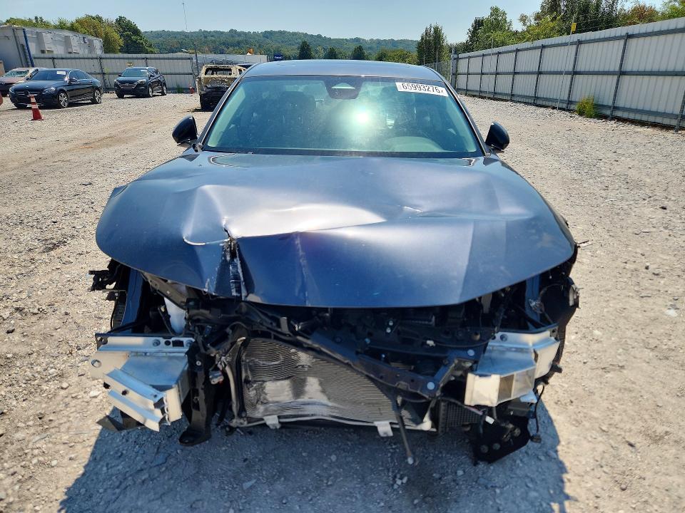 Снимка 5 от търг – 2025 HONDA ACCORD с VIN 1HGCY1F42SA006273