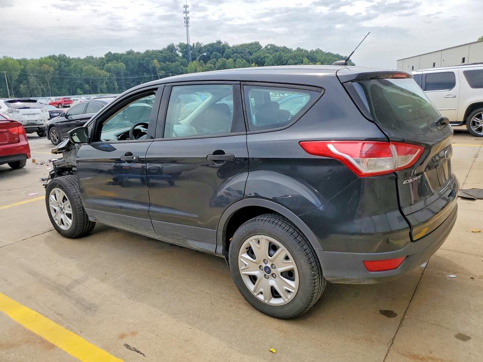 Photo 2 from auction – 2013 FORD ESCAPE with VIN 1FMCU0F72DUA21030