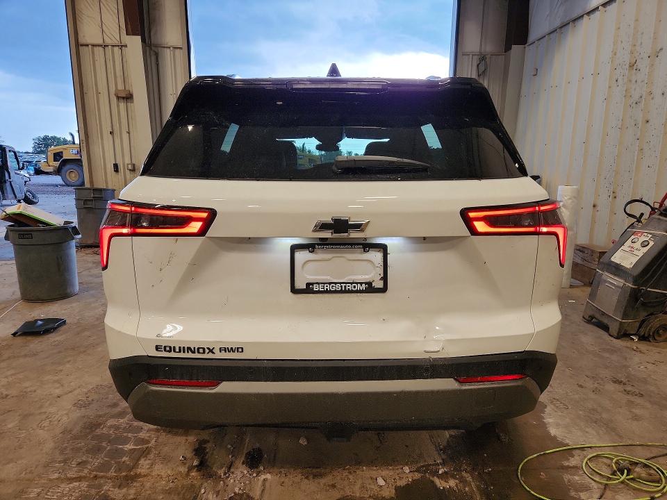 Photo 6 from auction – 2026 CHEVROLET EQUINOX with VIN 3GNAXPEG7TL362453