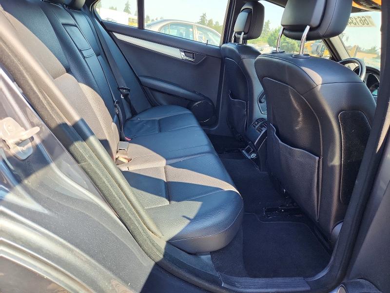 Снимка 10 от търг – 2010 MERCEDES-BENZ C с VIN WDDGF5EB0AR104608