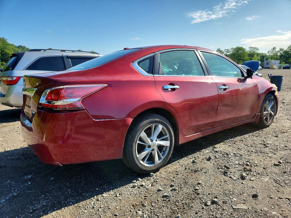 Photo 3 from auction – 2013 NISSAN ALTIMA with VIN 1N4AL3AP4DC143844