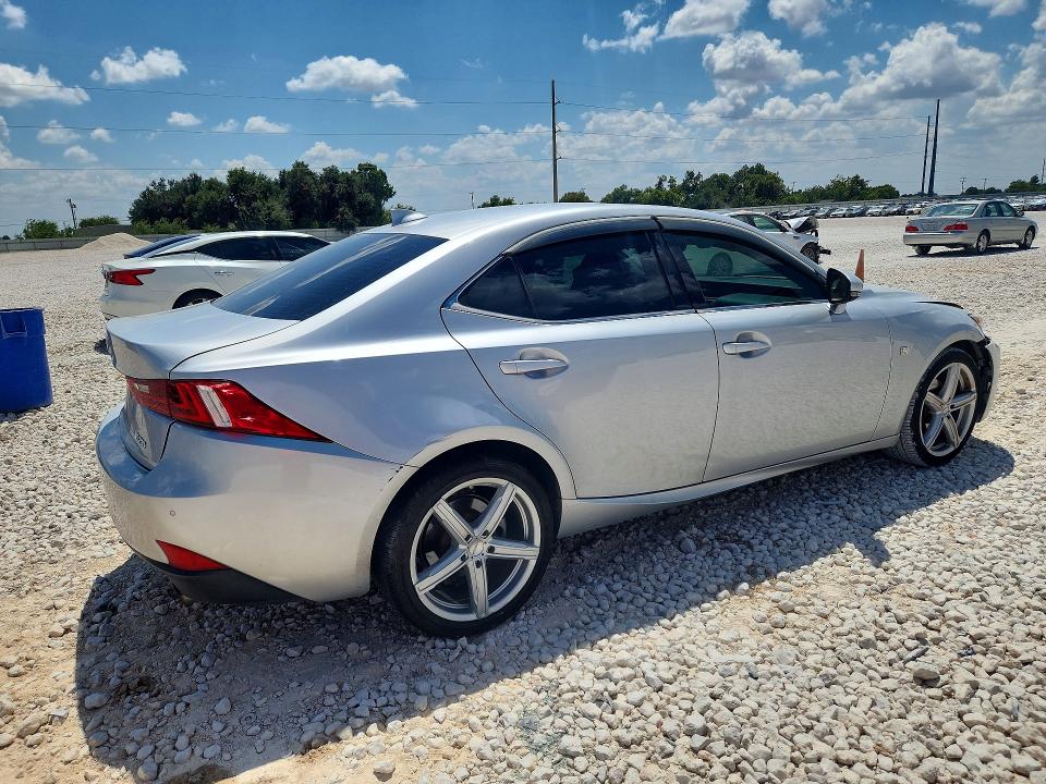 Photo 3 from auction – 2015 LEXUS IS with VIN JTHBF1D21F5046035