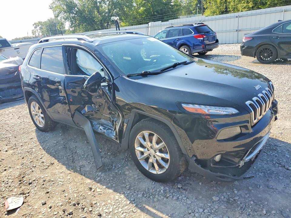 Photo 4 from auction – 2017 JEEP CHEROKEE with VIN 1C4PJMDS6HW615613