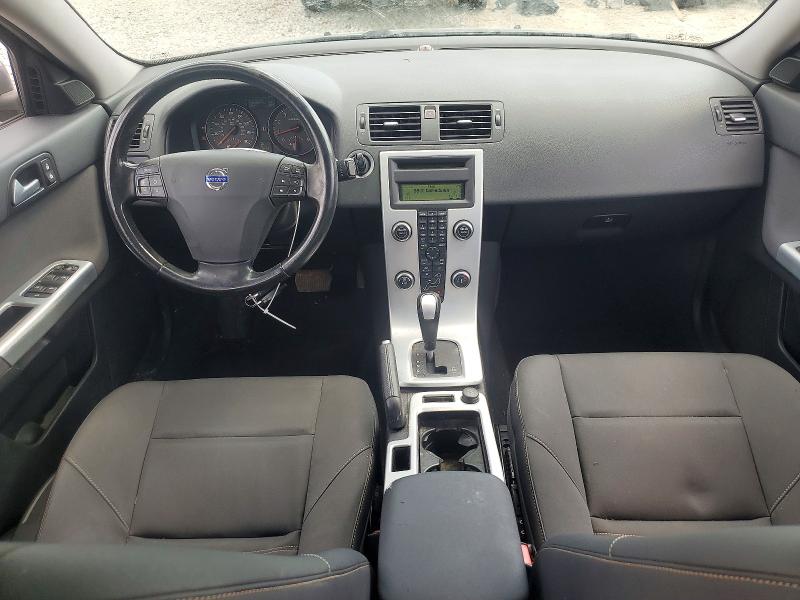 Photo 8 from auction – 2010 VOLVO S40 with VIN YV1382MS3A2509478