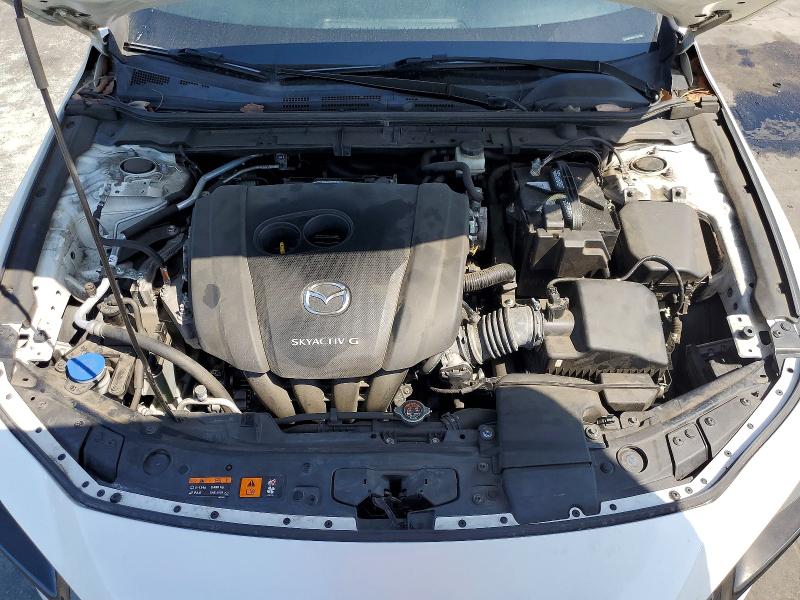 Photo 11 from auction – 2019 MAZDA 3 with VIN JM1BPAMM5K1131252