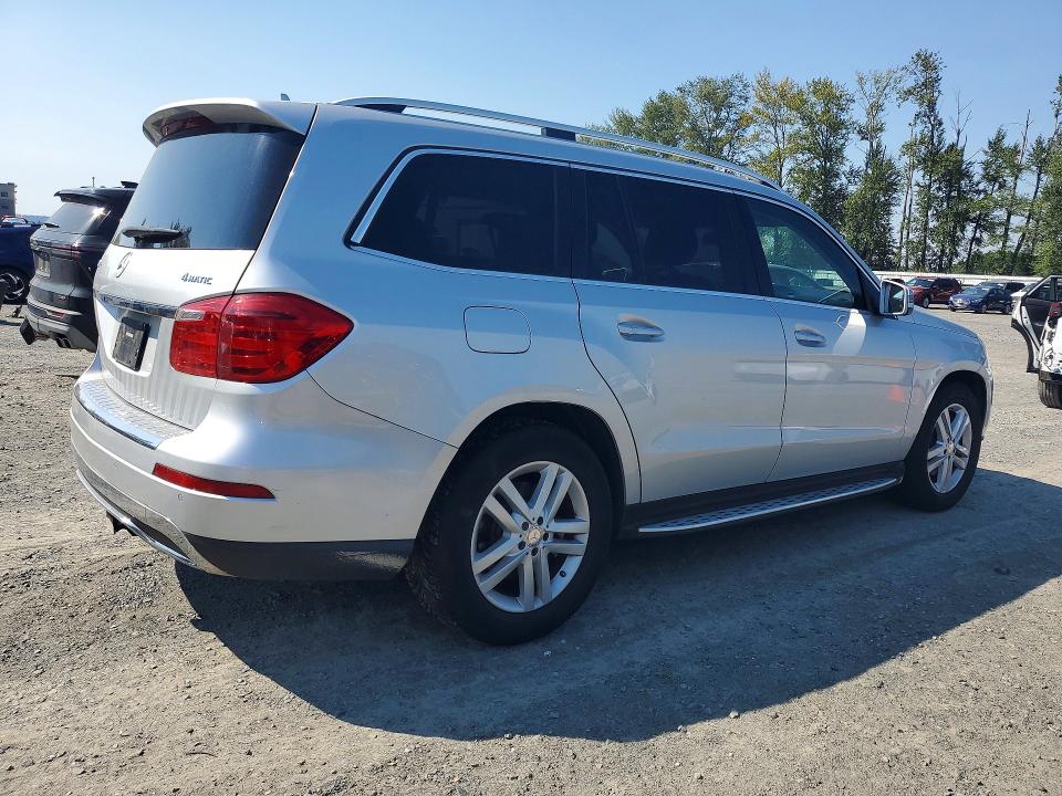 Photo 3 from auction – 2015 MERCEDES-BENZ GL with VIN 4JGDF6EE2FA597318