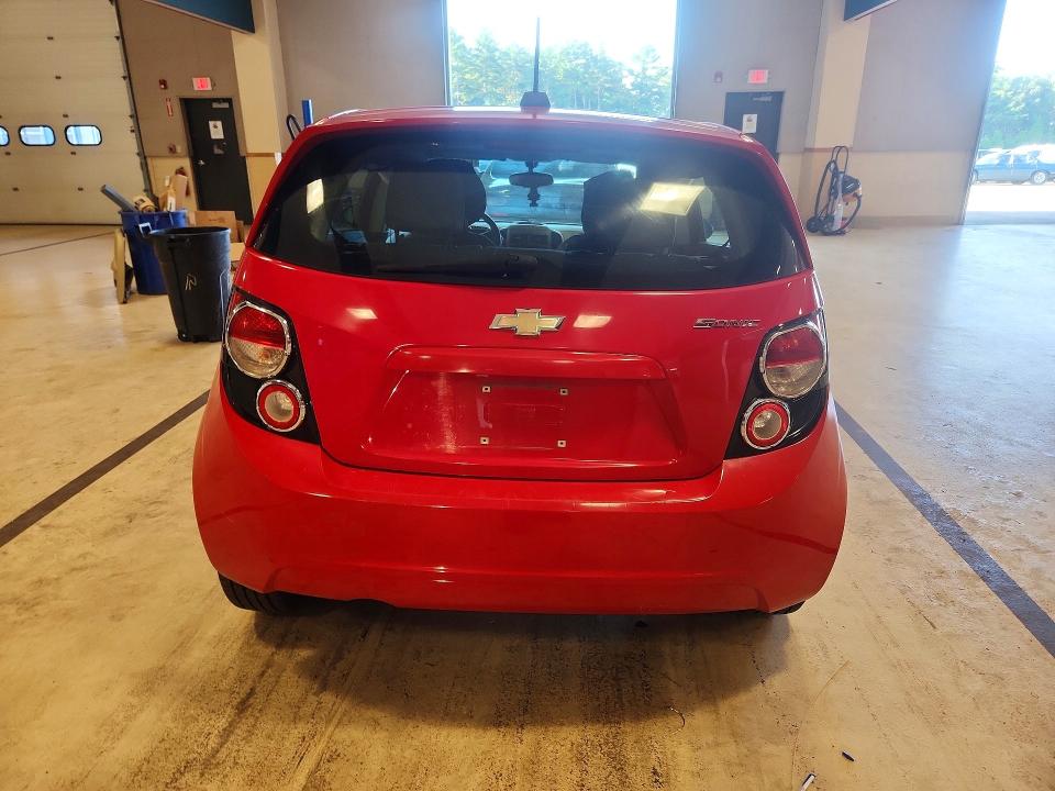 Photo 6 from auction – 2015 CHEVROLET SONIC with VIN 1G1JA6SH9F4196375
