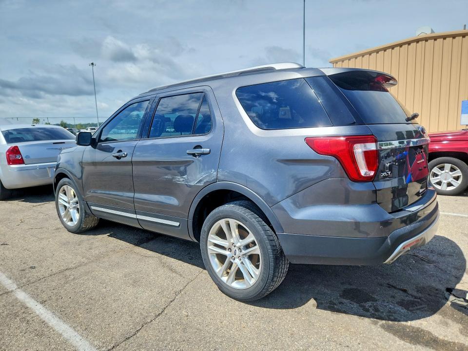 Photo 2 from auction – 2017 FORD EXPLORER with VIN 1FM5K8D86HGD50181