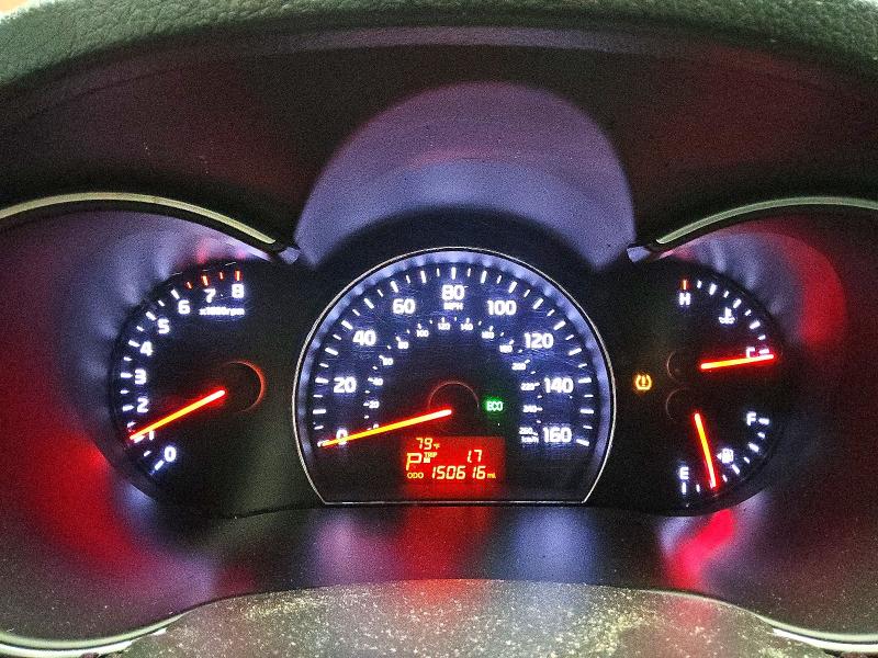 Photo 9 from auction – 2014 KIA SORENTO with VIN 5XYKTCA67EG517799
