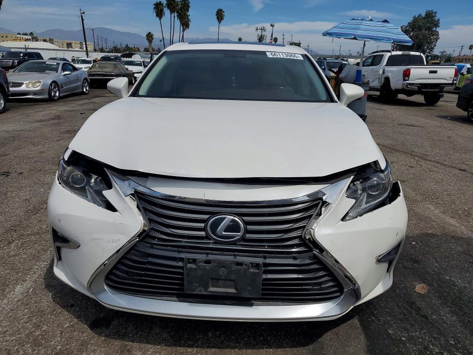 Photo 5 from auction – 2016 LEXUS ES with VIN JTHBK1GG5G2237821