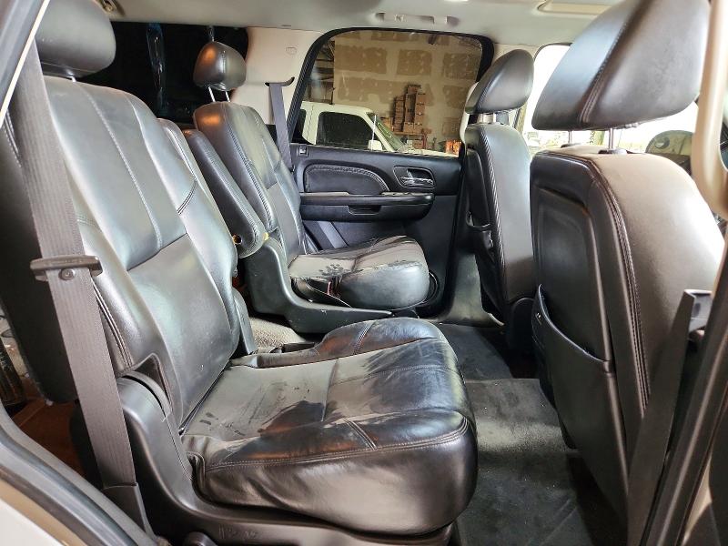Photo 11 from auction – 2008 GMC YUKON with VIN 1GKFK63858J236128