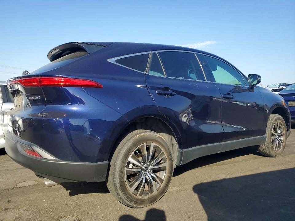 Photo 3 from auction – 2022 TOYOTA VENZA with VIN JTEAAAAH1NJ113643