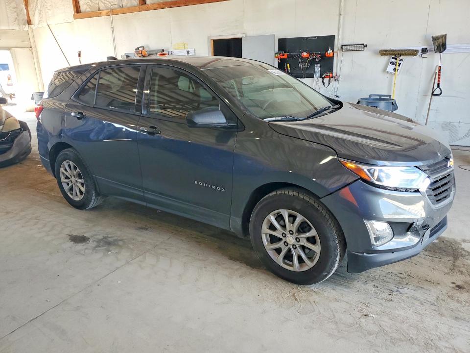 Photo 4 from auction – 2018 CHEVROLET EQUINOX with VIN 2GNAXHEV1J6106248