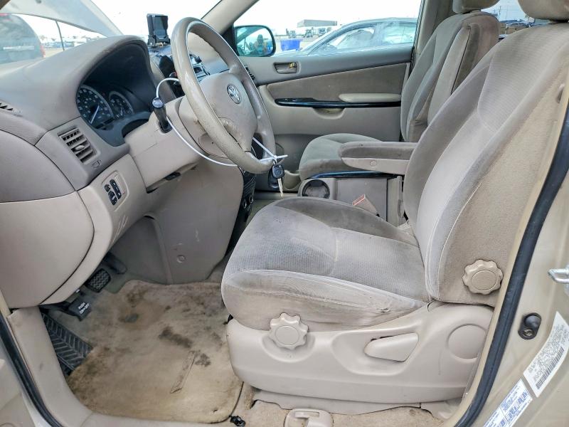 Photo 7 from auction – 2004 TOYOTA SIENNA with VIN 5TDZA23C64S208022